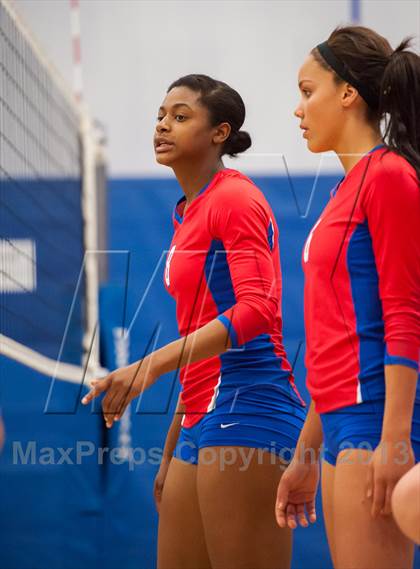 Thumbnail 2 in ThunderRidge vs. Cherry Creek (Titan Classic) photogallery.