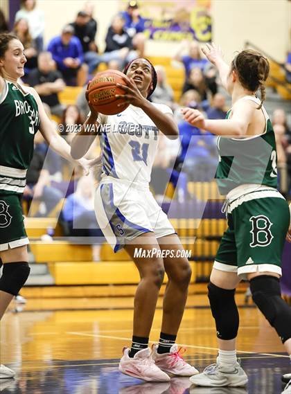 Thumbnail 2 in Bishop Brossart vs Scott (37th District Championship) photogallery.