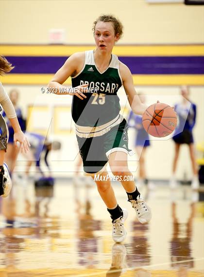 Thumbnail 2 in Bishop Brossart vs Scott (37th District Championship) photogallery.