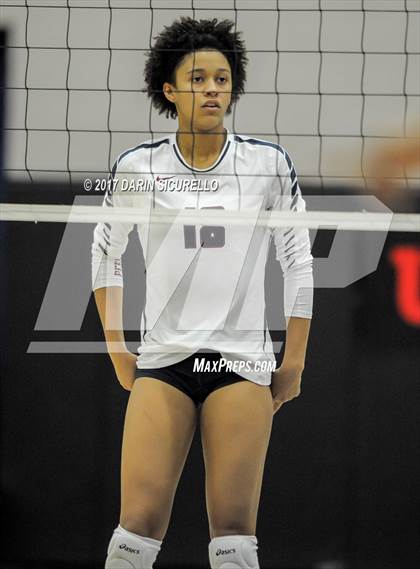 Thumbnail 1 in Xavier College Prep vs. Perry (AIA 6A Semifinal) photogallery.