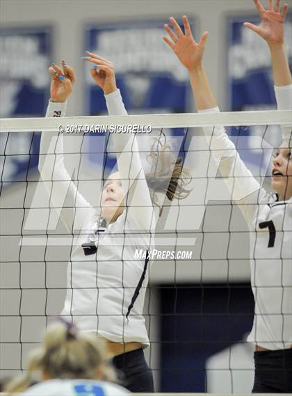 Thumbnail 2 in Xavier College Prep vs. Perry (AIA 6A Semifinal) photogallery.