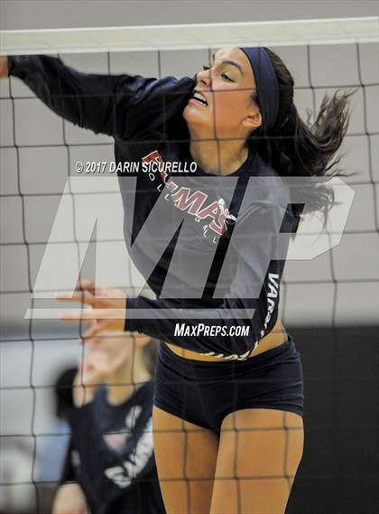 Thumbnail 3 in Xavier College Prep vs. Perry (AIA 6A Semifinal) photogallery.