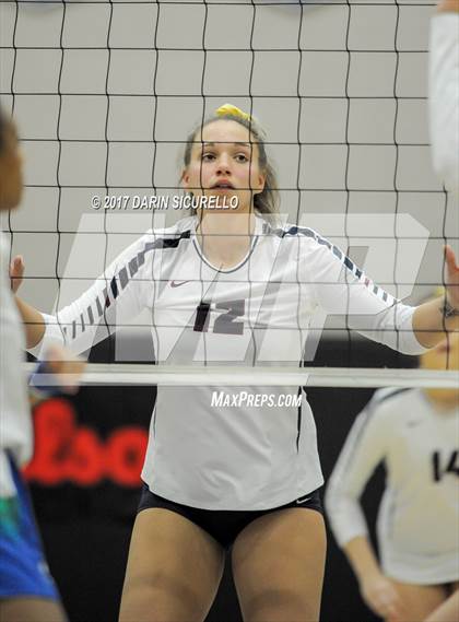 Thumbnail 3 in Xavier College Prep vs. Perry (AIA 6A Semifinal) photogallery.