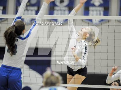 Thumbnail 2 in Xavier College Prep vs. Perry (AIA 6A Semifinal) photogallery.