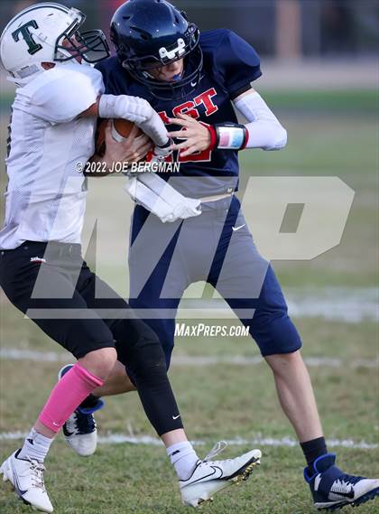 Thumbnail 1 in Tehachapi @ East Bakersfield photogallery.