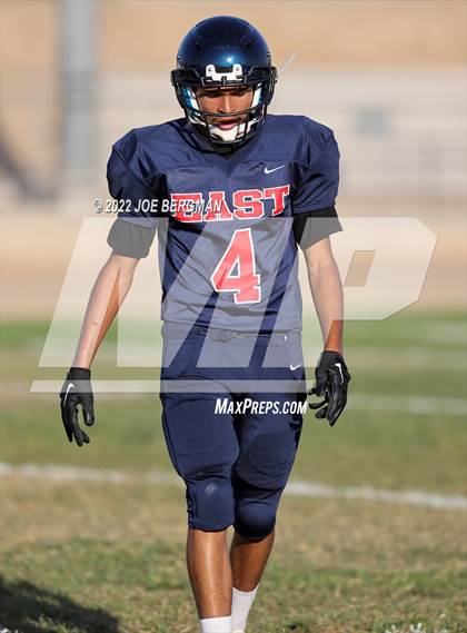 Thumbnail 3 in Tehachapi @ East Bakersfield photogallery.