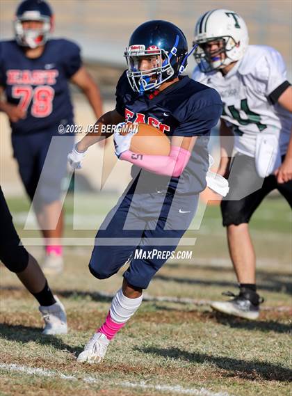 Thumbnail 3 in Tehachapi @ East Bakersfield photogallery.