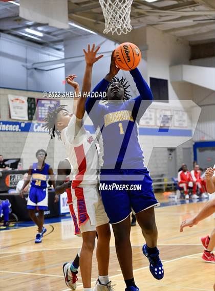 Thumbnail 1 in Northside Christian vs Auburndale (Sunbash Tournament) photogallery.