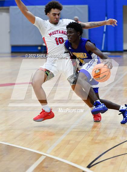 Thumbnail 2 in Northside Christian vs Auburndale (Sunbash Tournament) photogallery.