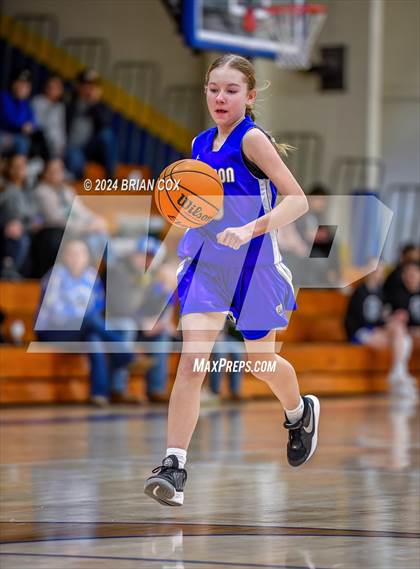Thumbnail 3 in Harrison vs Yellville-Summit (Mountain Home Jr Invitational) photogallery.