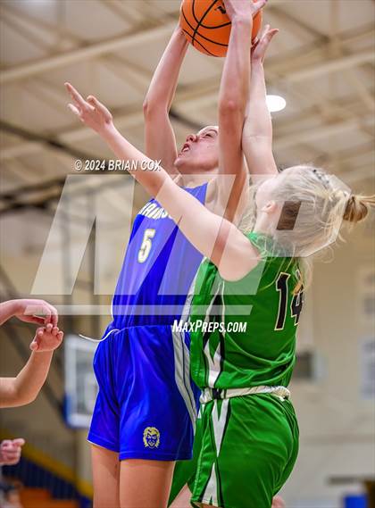 Thumbnail 1 in Harrison vs Yellville-Summit (Mountain Home Jr Invitational) photogallery.