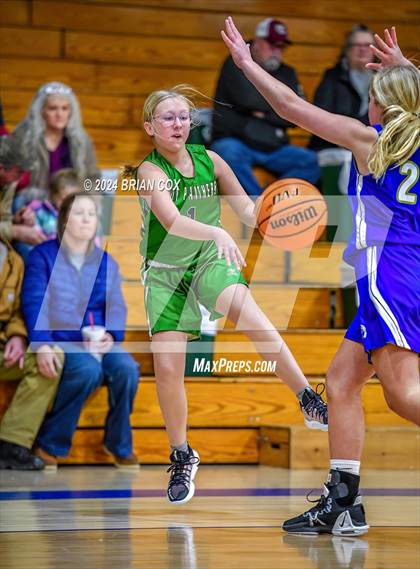 Thumbnail 2 in Harrison vs Yellville-Summit (Mountain Home Jr Invitational) photogallery.