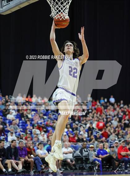 Thumbnail 2 in Lipan vs. New Home (UIL 2A Basketball State Semifinal) photogallery.