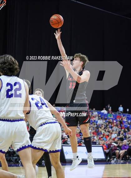 Thumbnail 2 in Lipan vs. New Home (UIL 2A Basketball State Semifinal) photogallery.