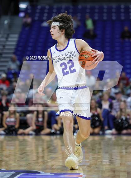 Thumbnail 2 in Lipan vs. New Home (UIL 2A Basketball State Semifinal) photogallery.