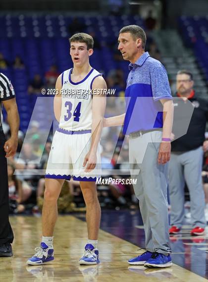 Thumbnail 3 in Lipan vs. New Home (UIL 2A Basketball State Semifinal) photogallery.