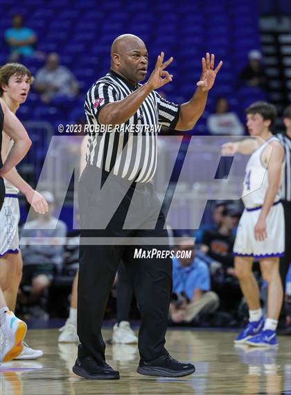 Thumbnail 3 in Lipan vs. New Home (UIL 2A Basketball State Semifinal) photogallery.