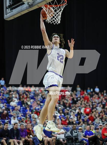 Thumbnail 3 in Lipan vs. New Home (UIL 2A Basketball State Semifinal) photogallery.