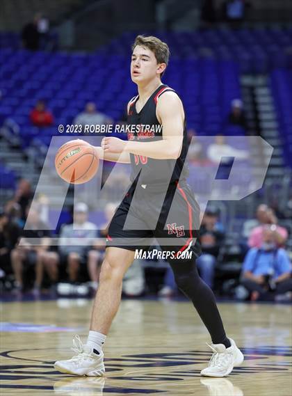 Thumbnail 2 in Lipan vs. New Home (UIL 2A Basketball State Semifinal) photogallery.