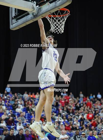 Thumbnail 1 in Lipan vs. New Home (UIL 2A Basketball State Semifinal) photogallery.