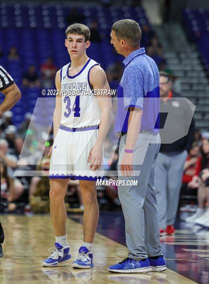 Thumbnail 2 in Lipan vs. New Home (UIL 2A Basketball State Semifinal) photogallery.