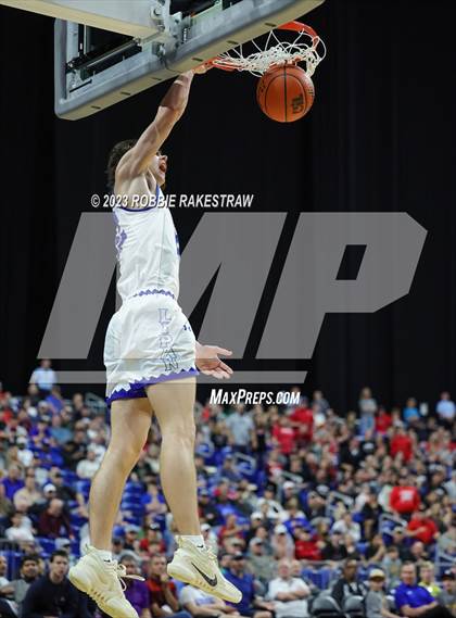 Thumbnail 3 in Lipan vs. New Home (UIL 2A Basketball State Semifinal) photogallery.