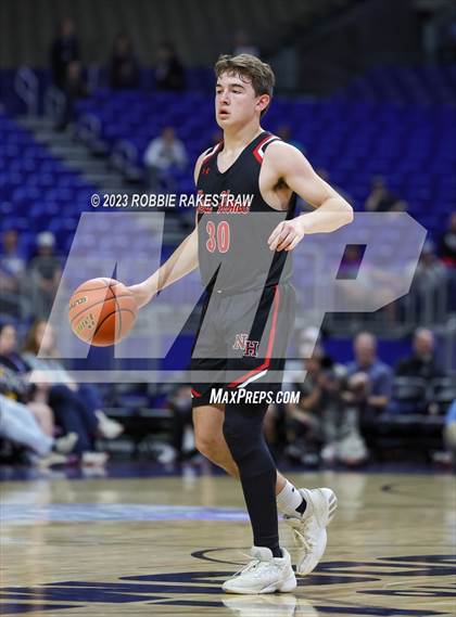 Thumbnail 3 in Lipan vs. New Home (UIL 2A Basketball State Semifinal) photogallery.