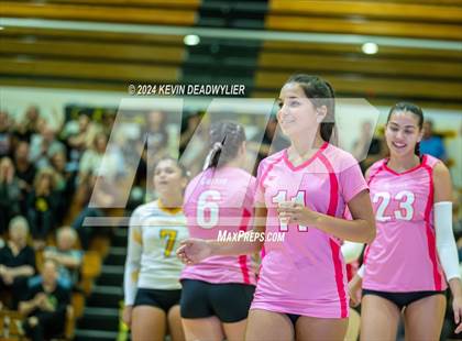 Thumbnail 3 in Royal @ Moorpark photogallery.