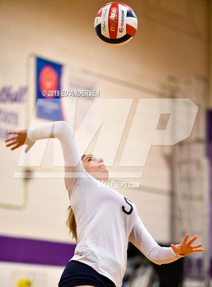 Thumbnail 3 in Yerington vs. White Pine (NIAA 2A Northern Final) photogallery.