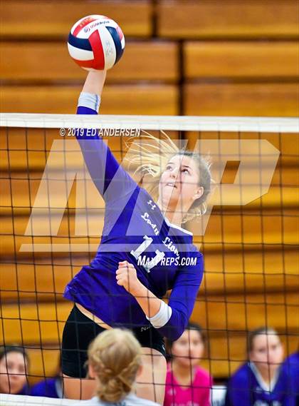 Thumbnail 2 in Yerington vs. White Pine (NIAA 2A Northern Final) photogallery.