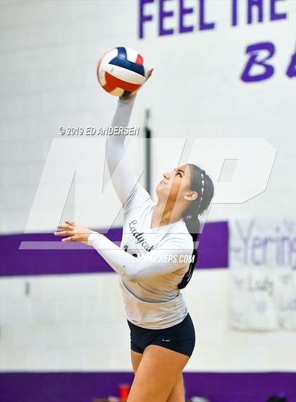 Thumbnail 2 in Yerington vs. White Pine (NIAA 2A Northern Final) photogallery.