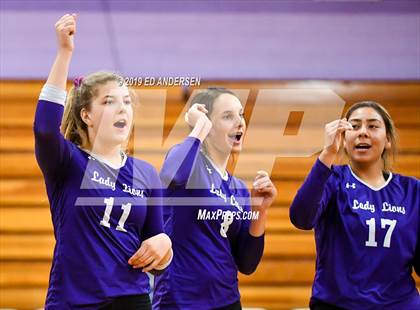 Thumbnail 3 in Yerington vs. White Pine (NIAA 2A Northern Final) photogallery.