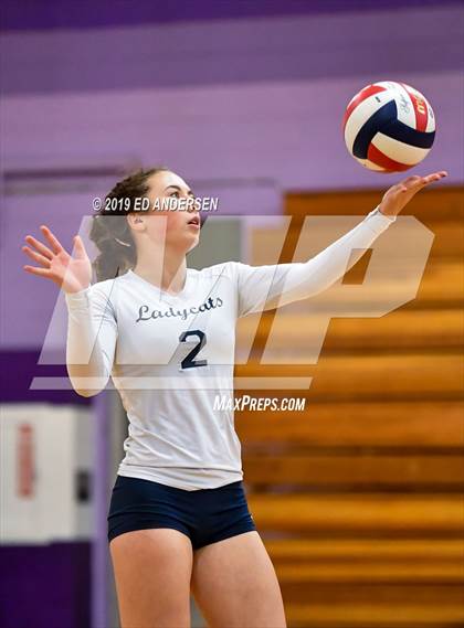 Thumbnail 2 in Yerington vs. White Pine (NIAA 2A Northern Final) photogallery.