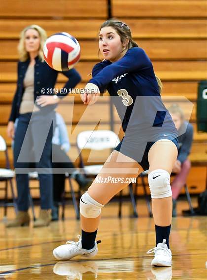 Thumbnail 1 in Yerington vs. White Pine (NIAA 2A Northern Final) photogallery.