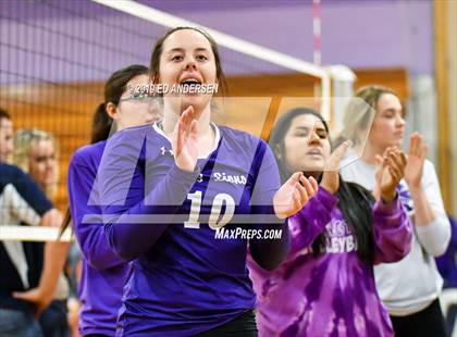 Thumbnail 1 in Yerington vs. White Pine (NIAA 2A Northern Final) photogallery.