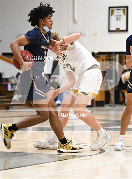 Thumbnail 3 in Mullen @ Arapahoe photogallery.