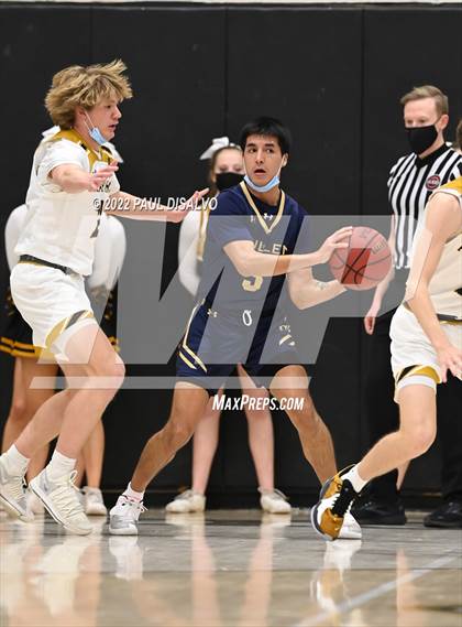Thumbnail 1 in Mullen @ Arapahoe photogallery.