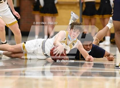 Thumbnail 3 in Mullen @ Arapahoe photogallery.