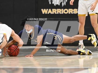 Thumbnail 2 in Mullen @ Arapahoe photogallery.
