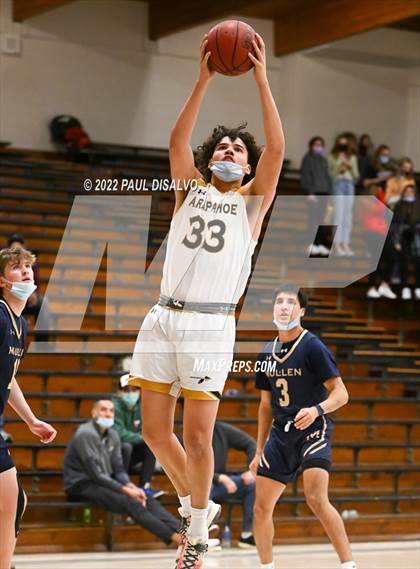 Thumbnail 3 in Mullen @ Arapahoe photogallery.