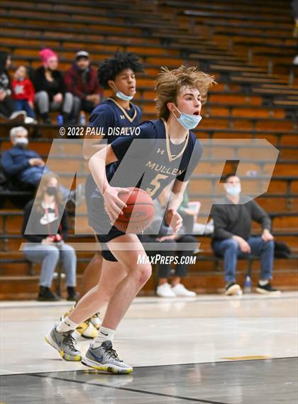 Thumbnail 3 in Mullen @ Arapahoe photogallery.