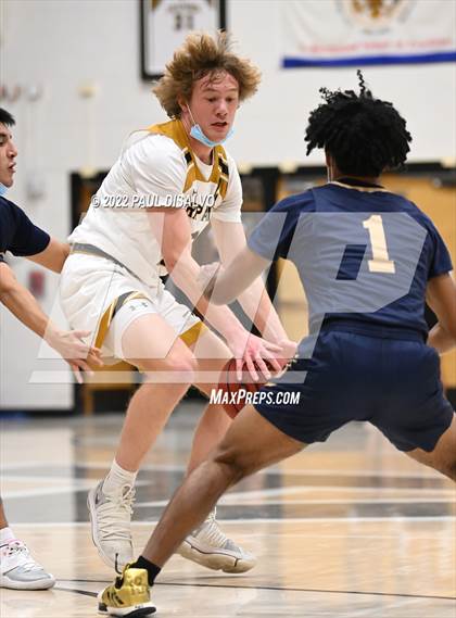 Thumbnail 1 in Mullen @ Arapahoe photogallery.