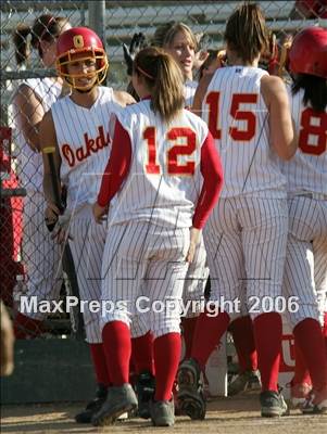 Thumbnail 2 in Oakdale vs Vanden (D3 Section Final) photogallery.