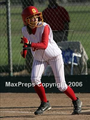Thumbnail 1 in Oakdale vs Vanden (D3 Section Final) photogallery.