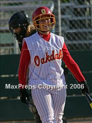 Thumbnail 1 in Oakdale vs Vanden (D3 Section Final) photogallery.