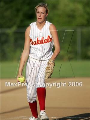 Thumbnail 2 in Oakdale vs Vanden (D3 Section Final) photogallery.