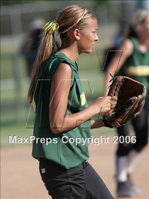 Thumbnail 2 in Oakdale vs Vanden (D3 Section Final) photogallery.