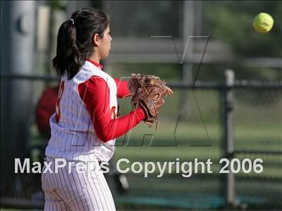 Thumbnail 2 in Oakdale vs Vanden (D3 Section Final) photogallery.