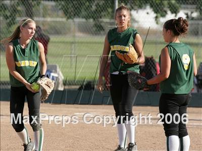 Thumbnail 2 in Oakdale vs Vanden (D3 Section Final) photogallery.