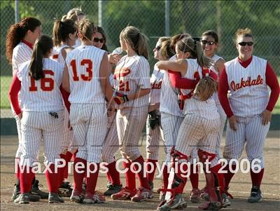 Thumbnail 2 in Oakdale vs Vanden (D3 Section Final) photogallery.